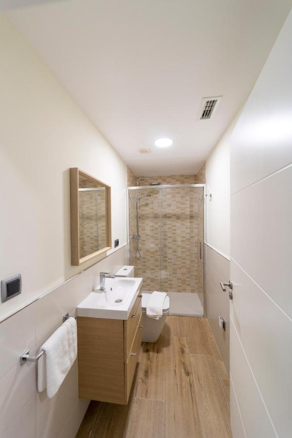 Apartamentos San Lazaro سانتياغو دي كومبوستيلا المظهر الخارجي الصورة