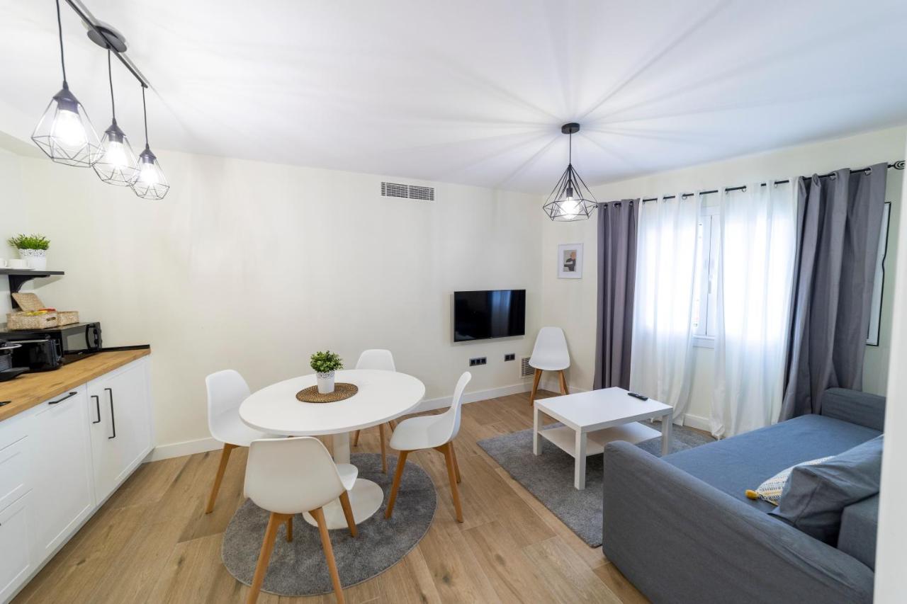 Apartamentos San Lazaro سانتياغو دي كومبوستيلا المظهر الخارجي الصورة